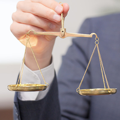 Zum Auftakt präsentierten vier renommierte Experten ihre Perspektiven zu zentralen Fragen der langfristigen Vermögensanlage in Impulsvorträgen. Zum Auftakt präsentierten vier renommierte Experten ihre Perspektiven zu zentralen Fragen der langfristigen Vermögensanlage in Impulsvorträgen.